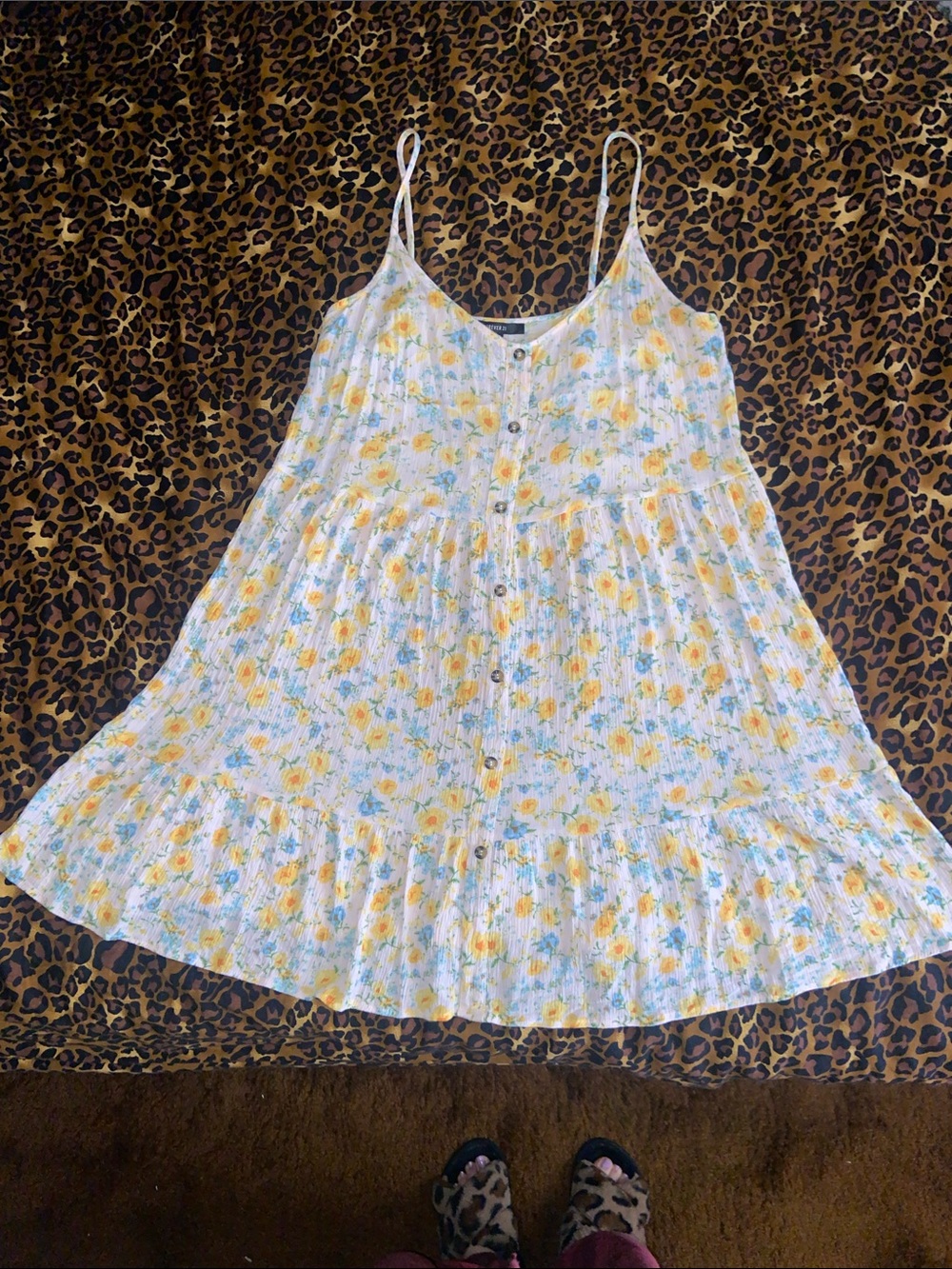 GET 4 $5    Forever 21 Light Pink Sundress with Yellow Floral Print